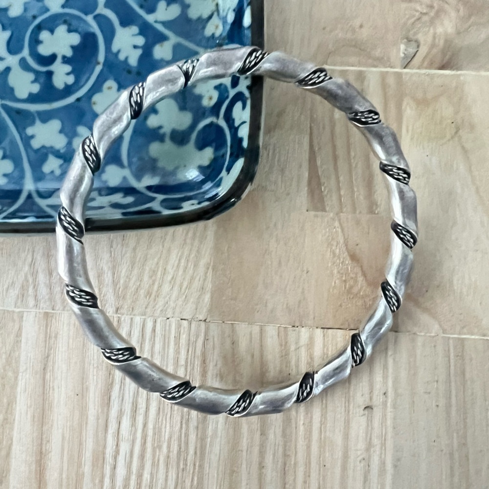 heavy southwestern style Sterling silver double twist bangle bracelet